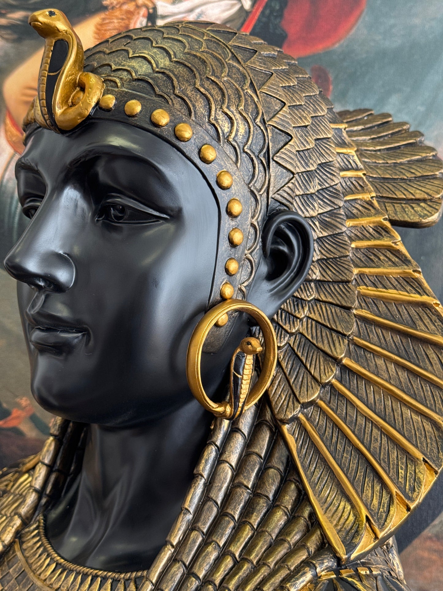 Cleopatra, Queen of Egypt Bust (in Black and Gold)