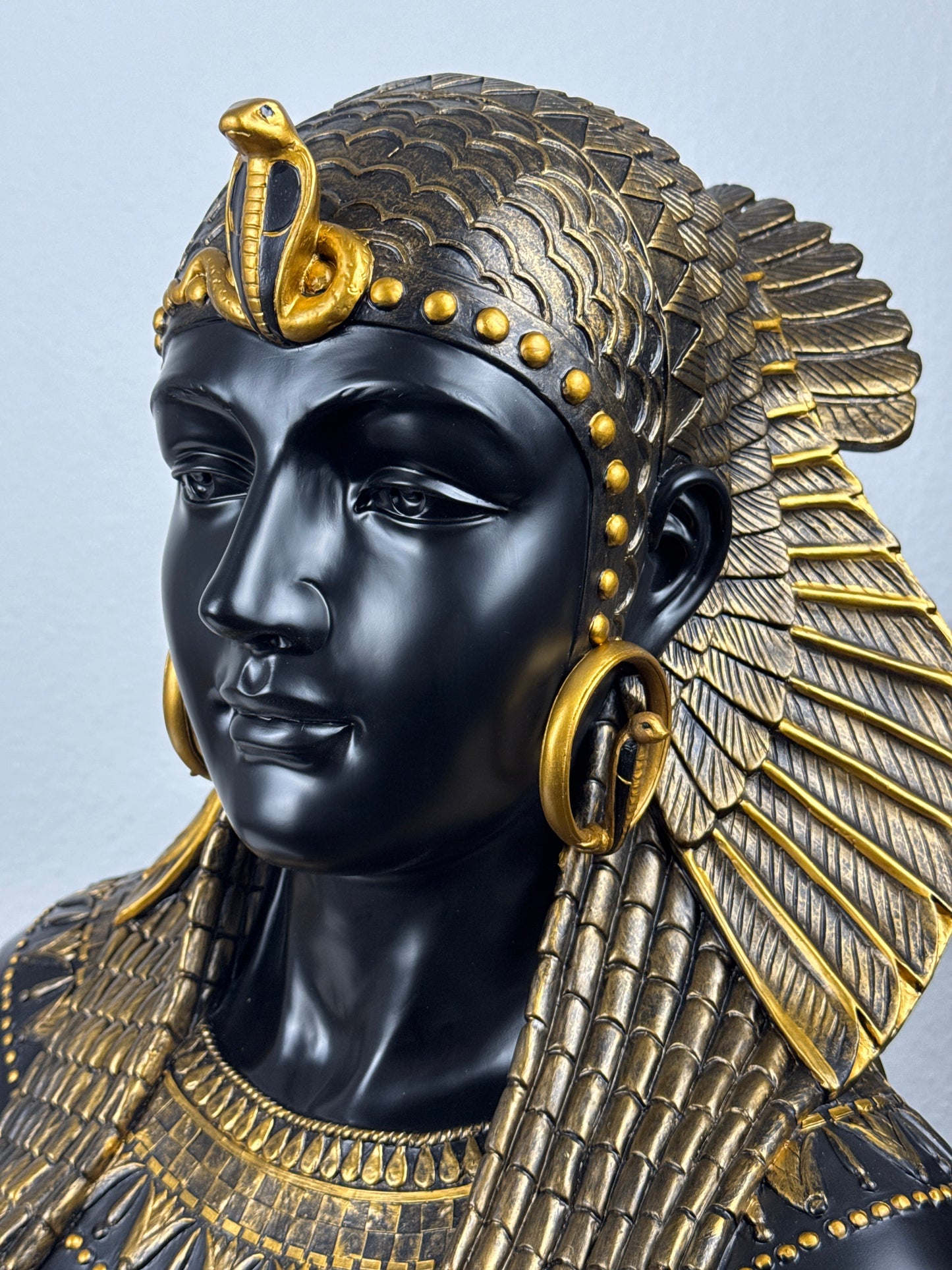 Cleopatra, Queen of Egypt Bust (in Black and Gold)