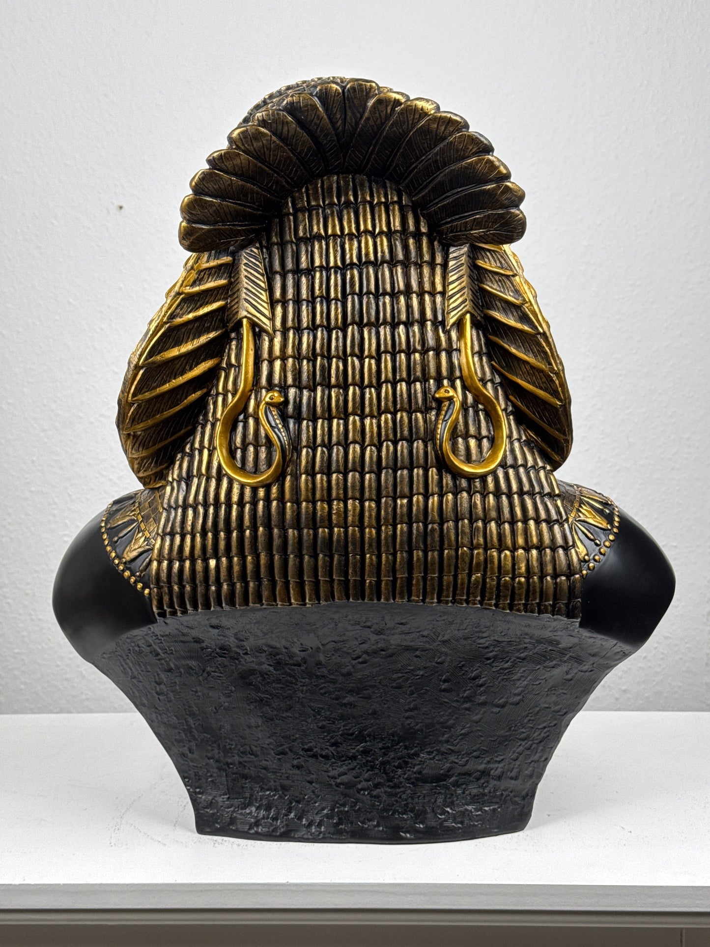 Cleopatra, Queen of Egypt Bust (in Black and Gold)