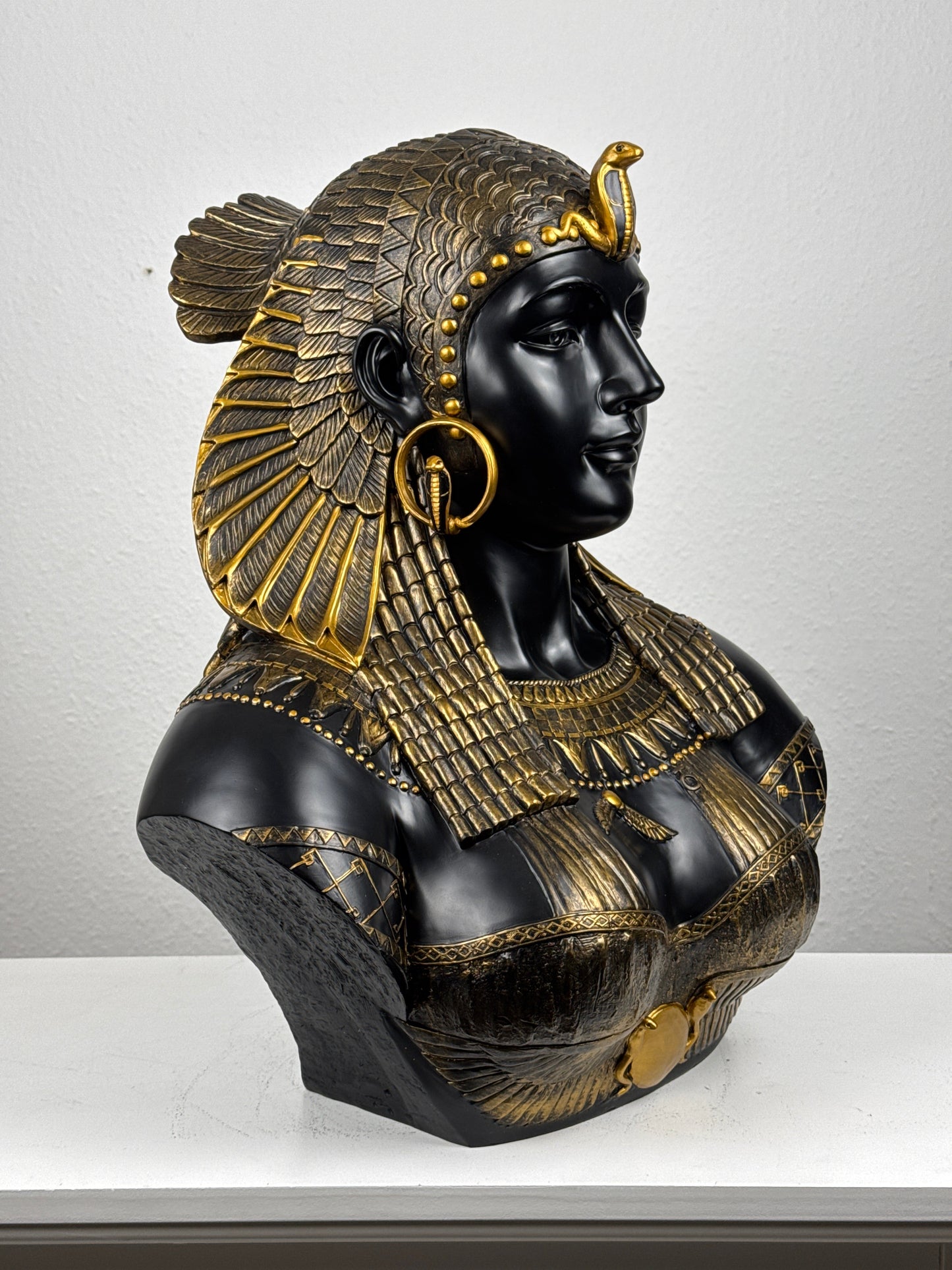 Cleopatra, Queen of Egypt Bust (in Black and Gold)
